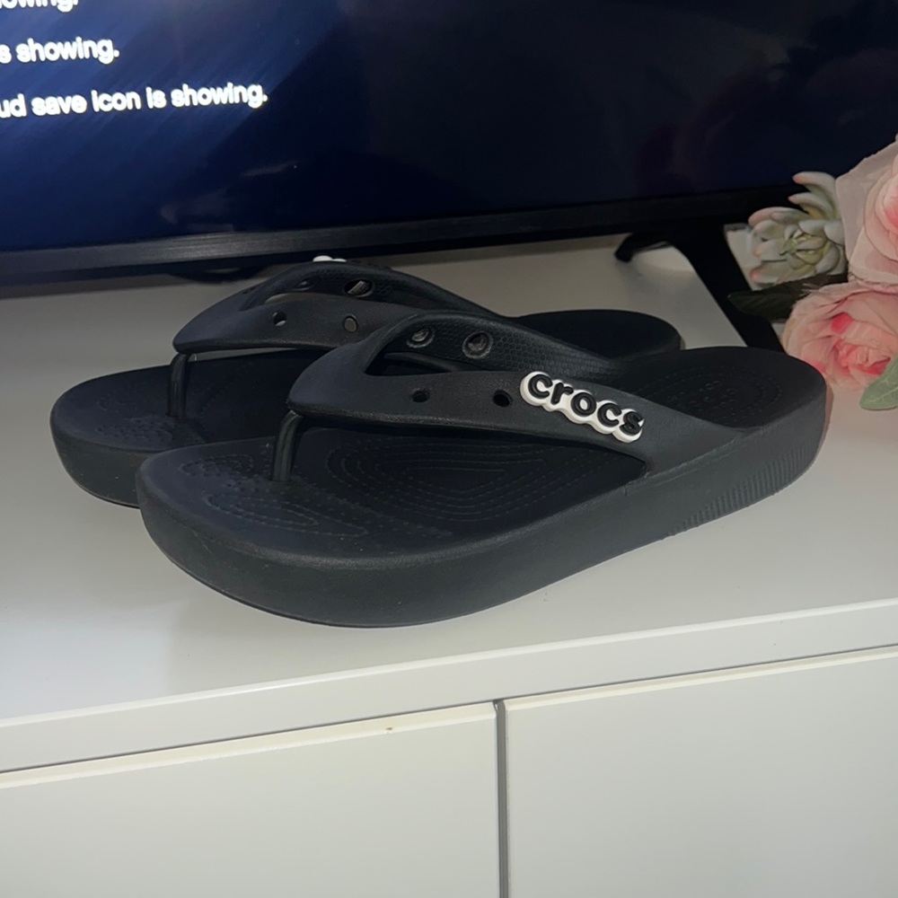 Crocs Platform Flip Flops W8